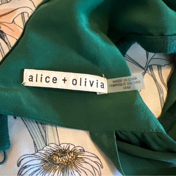 Alice + Olivia Silk Sleeveless Blouse - Picture 4 of 6